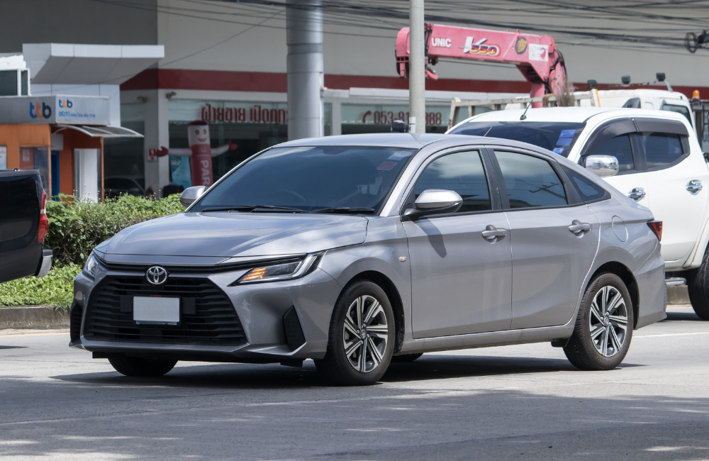 รถเก๋งมือสองรุ่นไหนดี Toyota Yaris Ativ