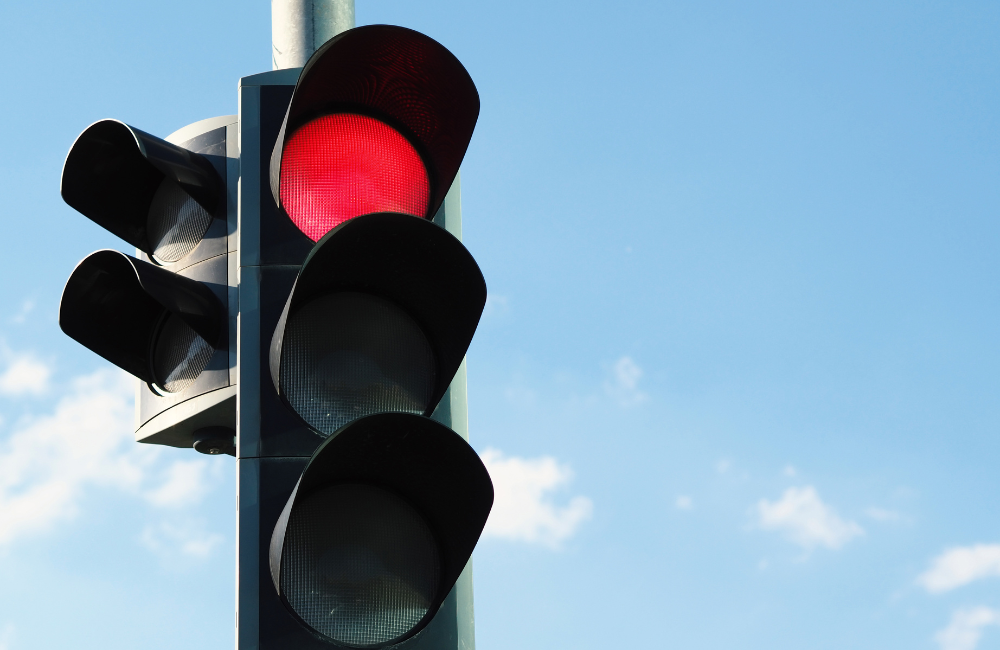 3.H2 ทำไมไม่ควรใช้เกียร์ P ตอนติดไฟแดง