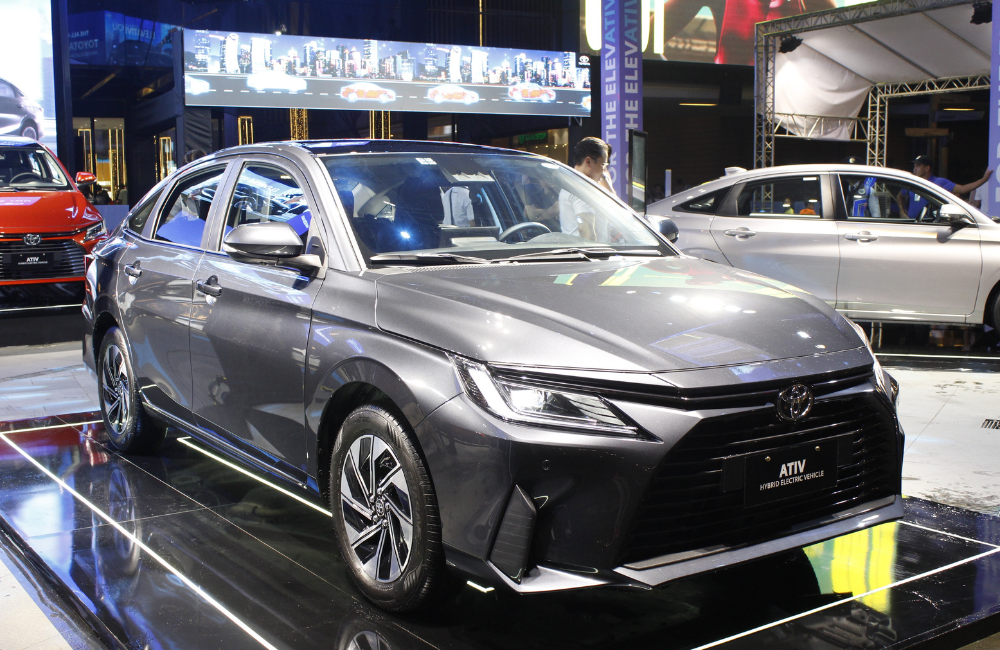 รถไฮบริด Toyota Yaris Ativ HEV